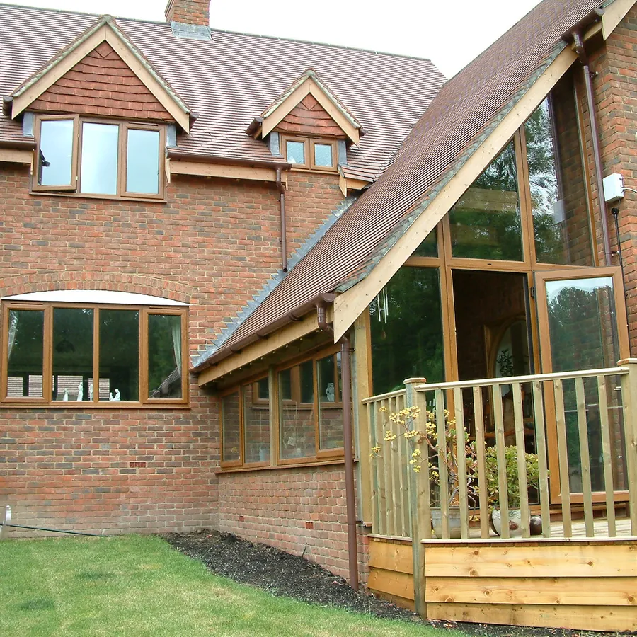 Lean-To Bromley by Bow