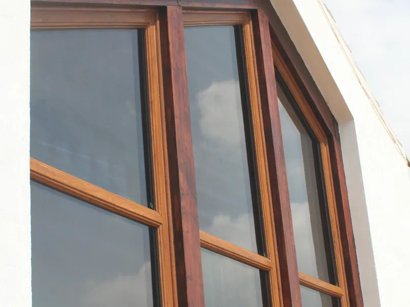 Bay Windows Bromley by Bow