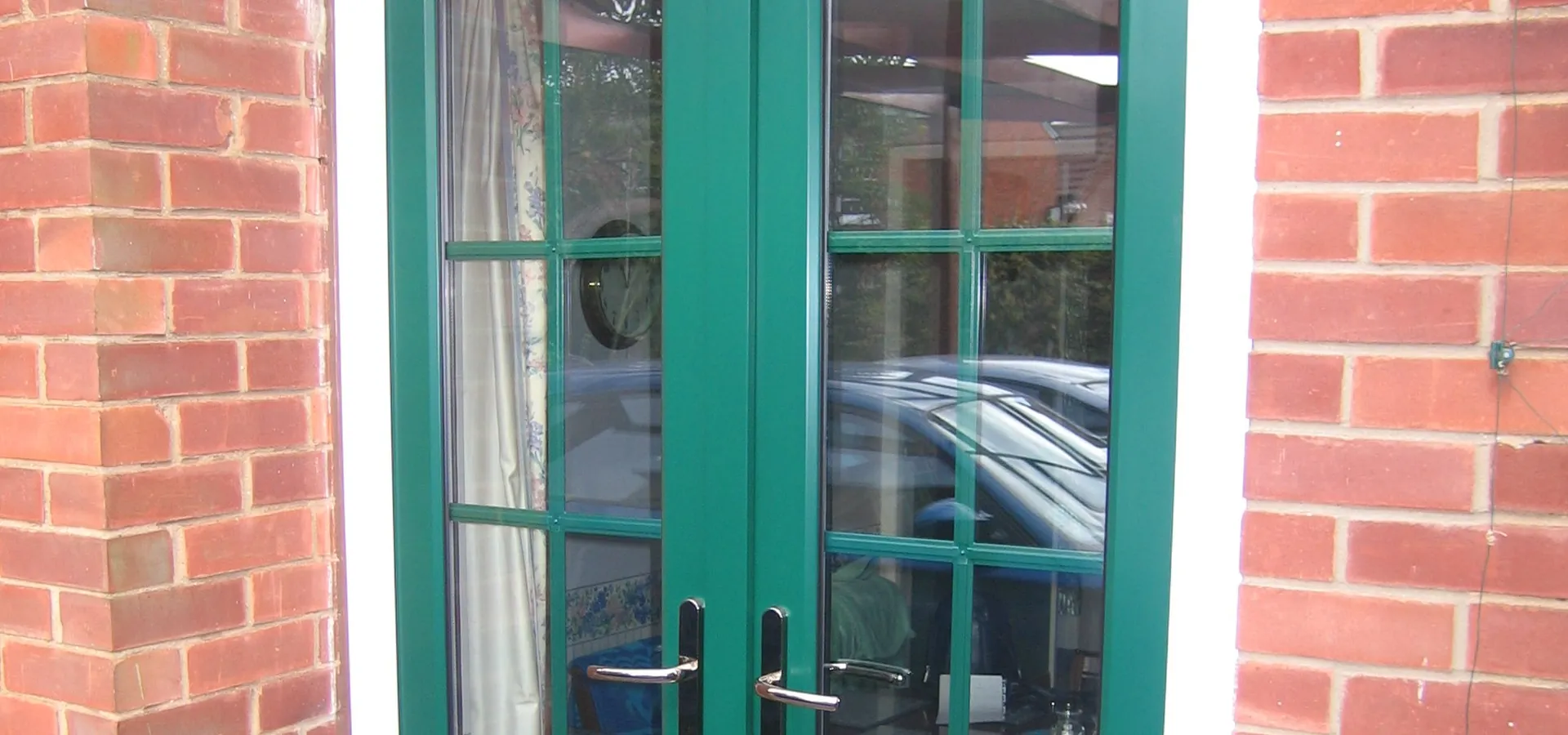 uPVC Vs Aluminium Windows Bromley by Bow
